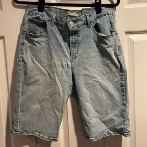 Levi Jean Shorts